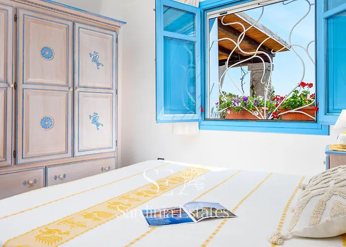 Дом отдыха Maestrale 300m From The *